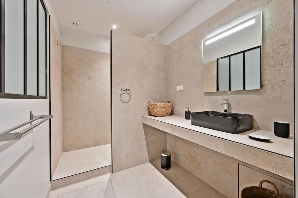 Апартаменты L'Olivier - 2 Terrasses - Clim Ac - Wifi - Proche Theatres Авиньон Экстерьер фото